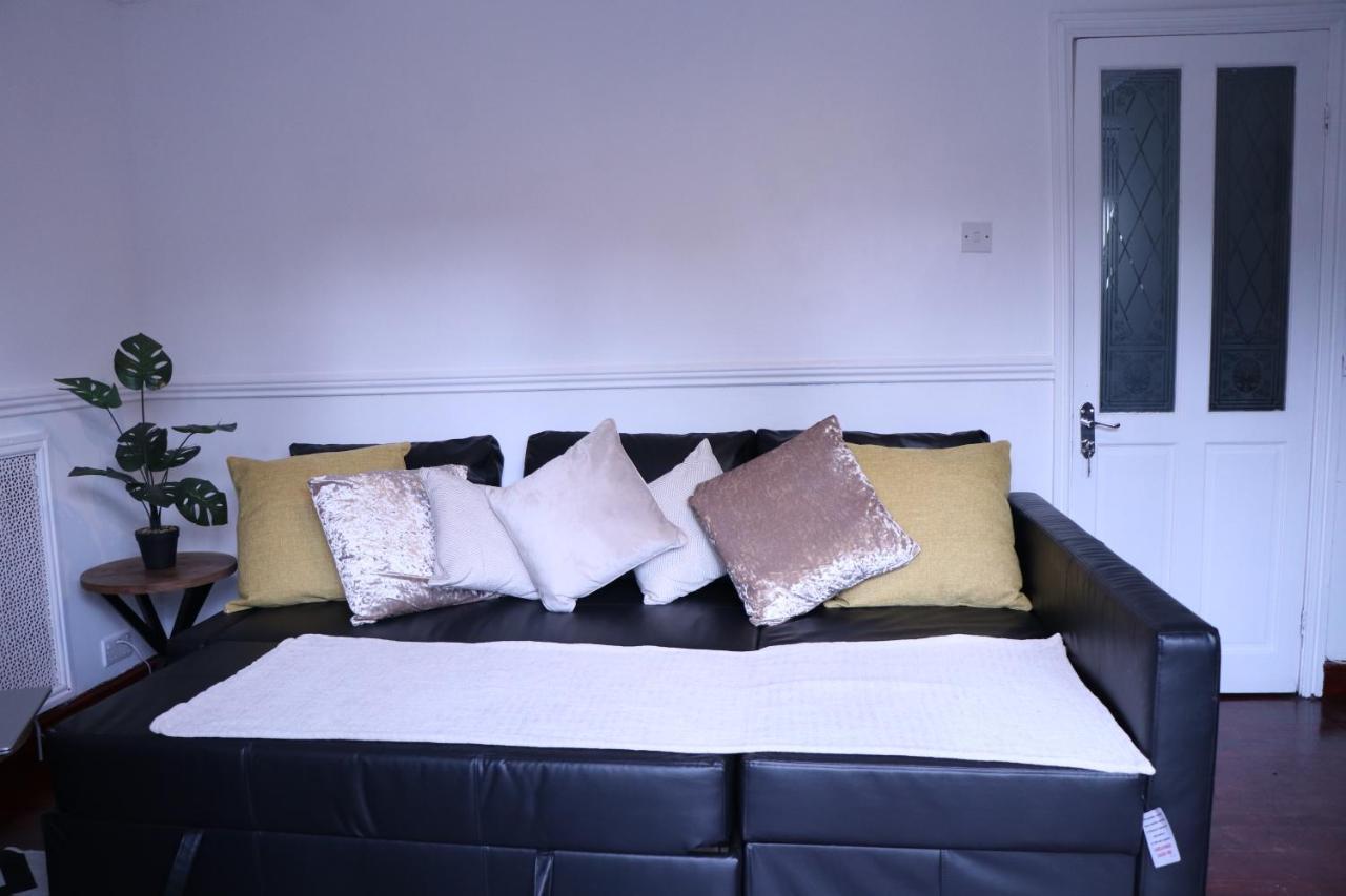 Hale Lodge London Exterior photo